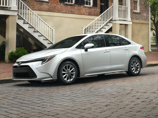 Photo of 2024 Midnight Black Metallic Toyota Corolla