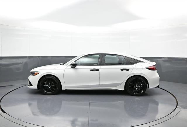Photo of 2022 Platinum White Pearl Honda Civic
