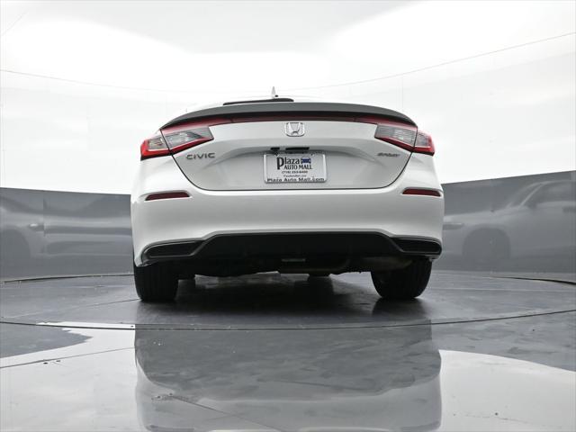Photo of 2022 Platinum White Pearl Honda Civic