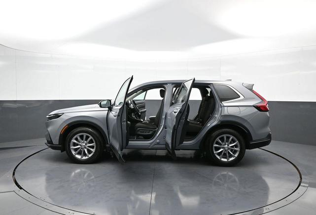 Photo of 2023 Lunar Silver Metallic Honda CR-V