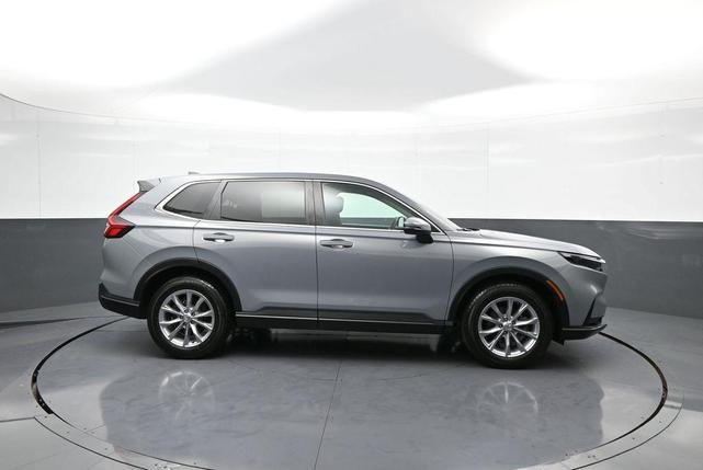 Photo of 2023 Lunar Silver Metallic Honda CR-V