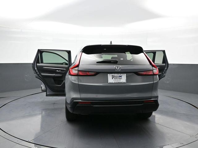 Photo of 2023 Lunar Silver Metallic Honda CR-V