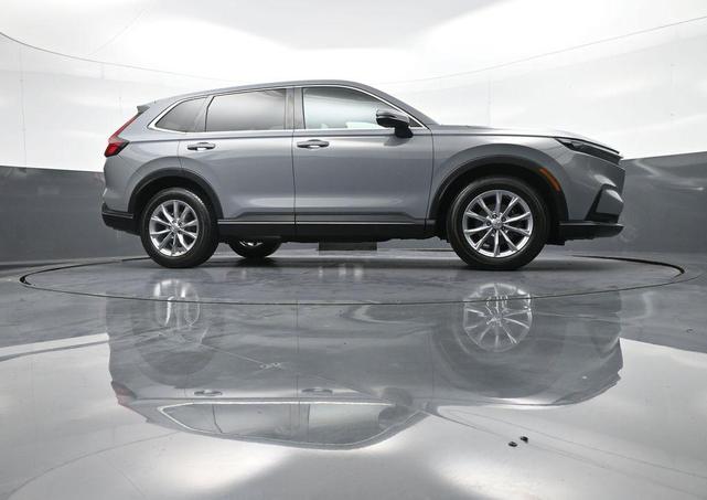 Photo of 2023 Lunar Silver Metallic Honda CR-V