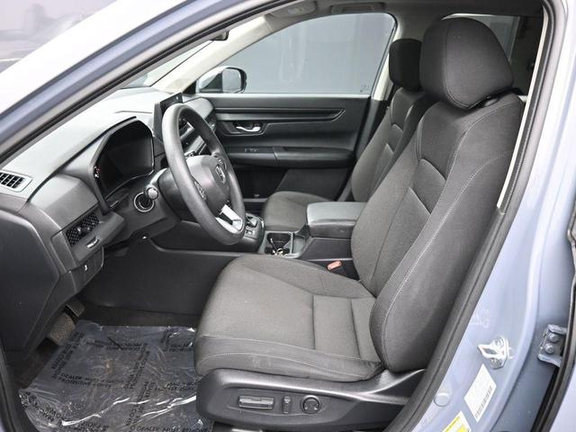 Photo of 2023 Lunar Silver Metallic Honda CR-V