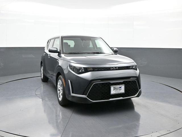 Photo of 2023 Gravity Gray Kia Soul
