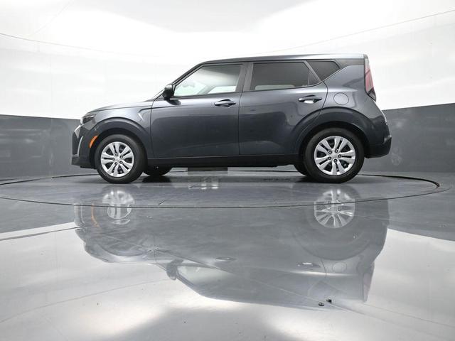 Photo of 2023 Gravity Gray Kia Soul
