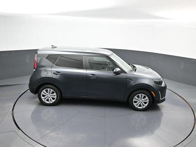 Photo of 2023 Gravity Gray Kia Soul
