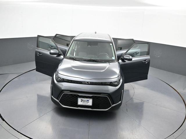 Photo of 2023 Gravity Gray Kia Soul