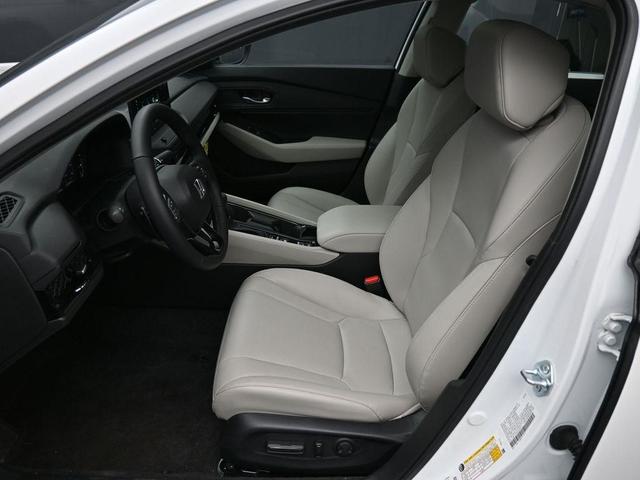 Photo of 2025 Solar Silver Metallic Honda Accord Hybrid