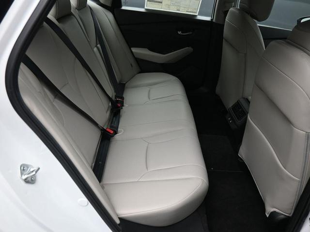 Photo of 2025 Solar Silver Metallic Honda Accord Hybrid