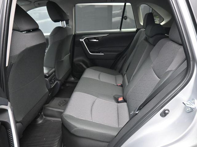 Photo of 2025 Silver Sky Metallic Toyota RAV4 Hybrid
