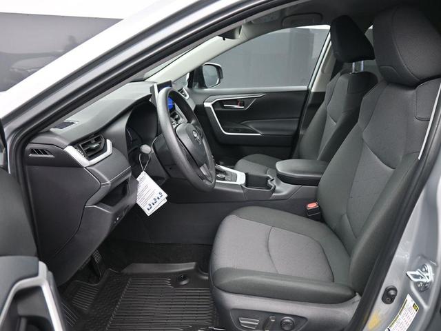 Photo of 2025 Silver Sky Metallic Toyota RAV4 Hybrid