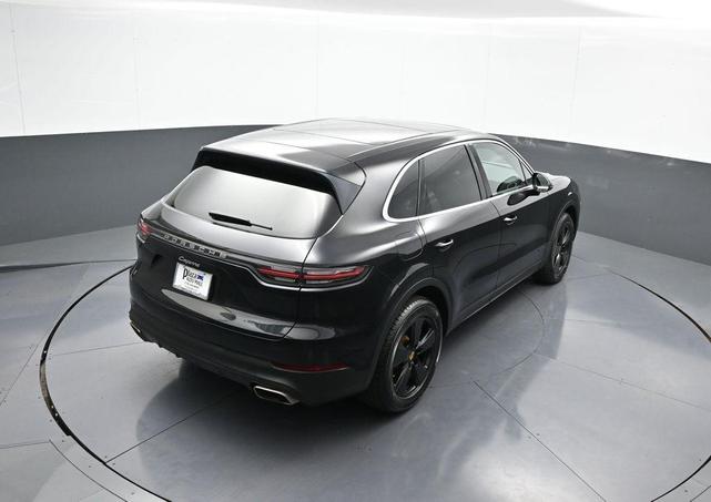 Photo of 2019 Jet Black Metallic Porsche Cayenne