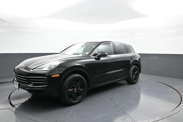 Photo of 2019 Jet Black Metallic Porsche Cayenne