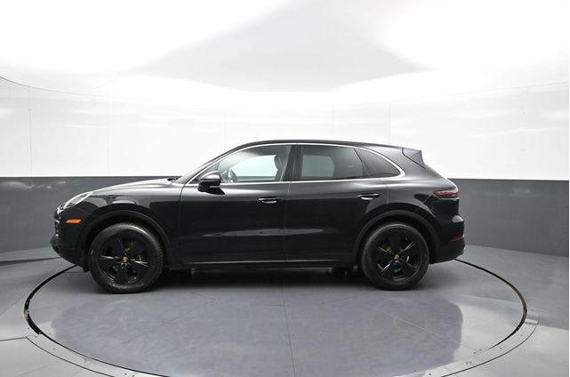 Photo of 2019 Jet Black Metallic Porsche Cayenne