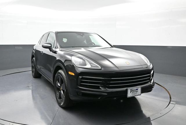 Photo of 2019 Jet Black Metallic Porsche Cayenne