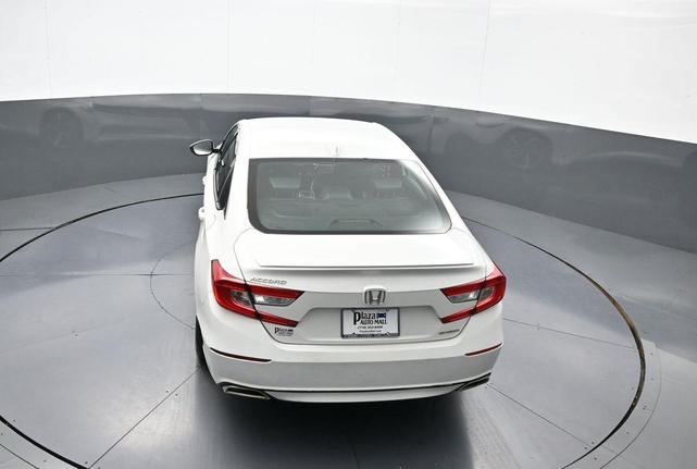 Photo of 2020 Platinum White Pearl Honda Accord