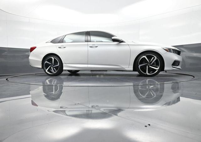 Photo of 2020 Platinum White Pearl Honda Accord