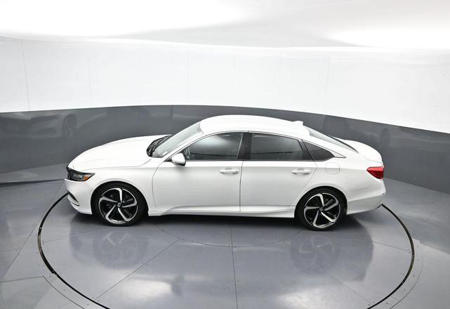 Photo of 2020 Platinum White Pearl Honda Accord