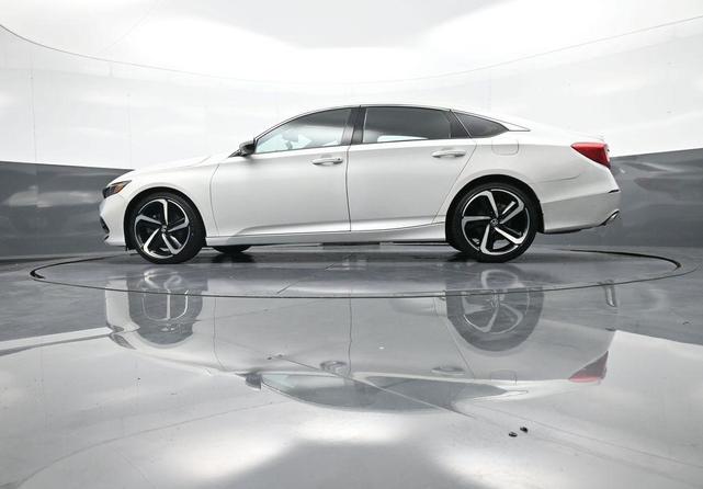 Photo of 2020 Platinum White Pearl Honda Accord