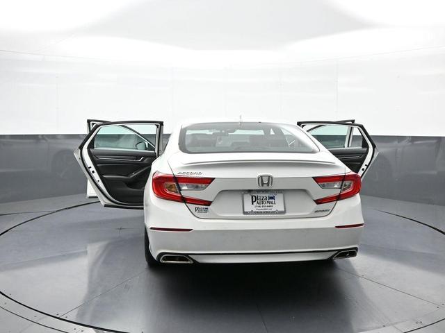 Photo of 2020 Platinum White Pearl Honda Accord