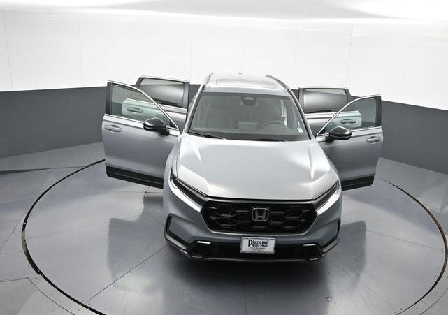 Photo of 2025 Urban Gray Pearl Honda CR-V Hybrid