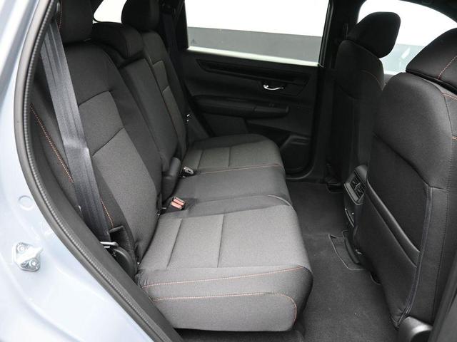 Photo of 2025 Urban Gray Pearl Honda CR-V Hybrid