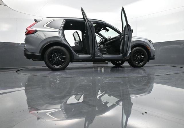 Photo of 2025 Urban Gray Pearl Honda CR-V Hybrid
