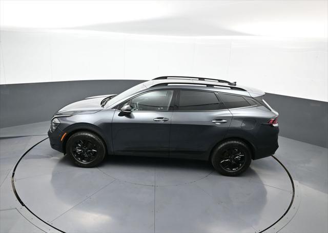 Photo of 2025 Gravity Gray Kia Sportage