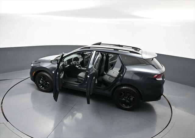 Photo of 2025 Gravity Gray Kia Sportage