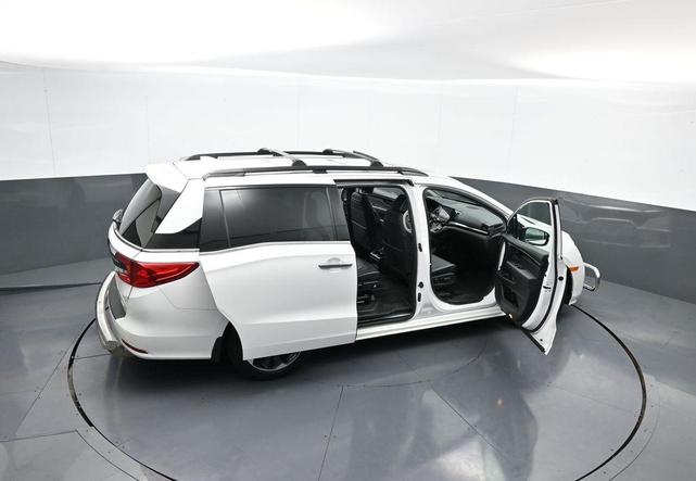 Photo of 2023 Platinum White Pearl Honda Odyssey