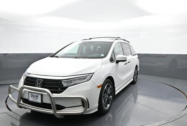 Photo of 2023 Platinum White Pearl Honda Odyssey