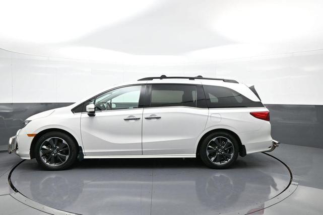 Photo of 2023 Platinum White Pearl Honda Odyssey