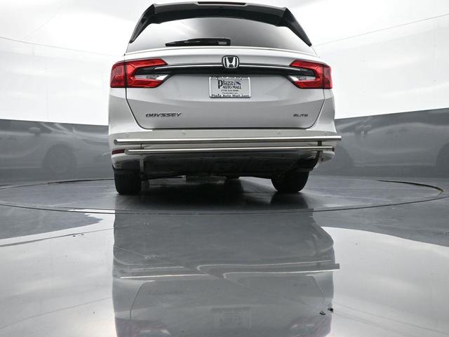 Photo of 2023 Platinum White Pearl Honda Odyssey