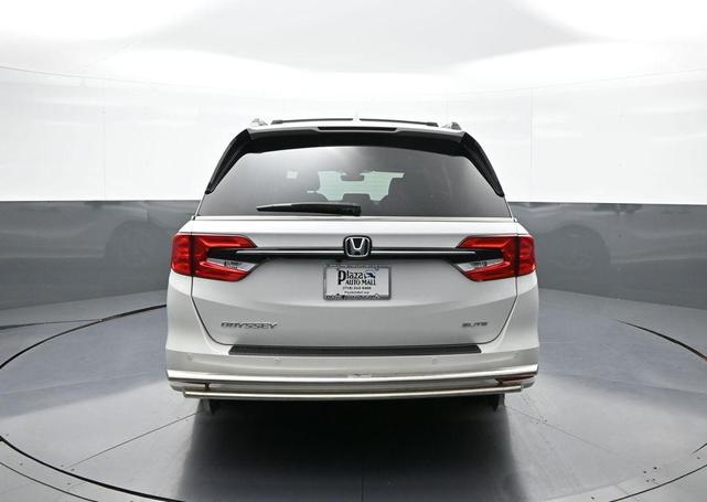Photo of 2023 Platinum White Pearl Honda Odyssey