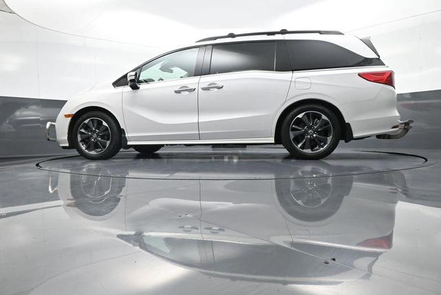 Photo of 2023 Platinum White Pearl Honda Odyssey