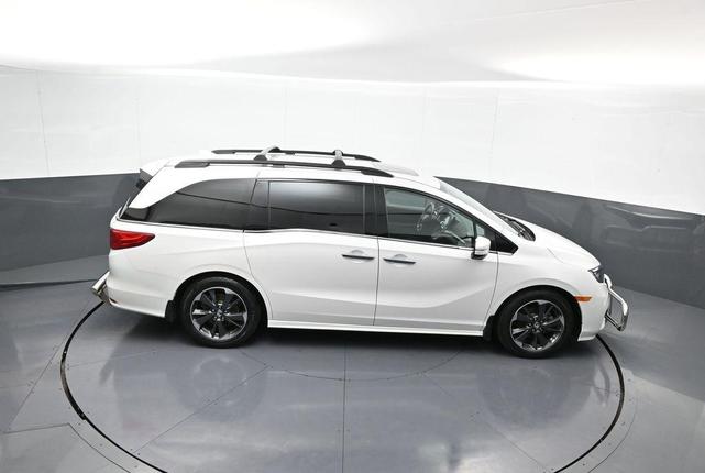 Photo of 2023 Platinum White Pearl Honda Odyssey