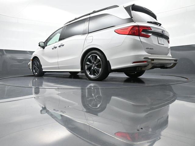 Photo of 2023 Platinum White Pearl Honda Odyssey