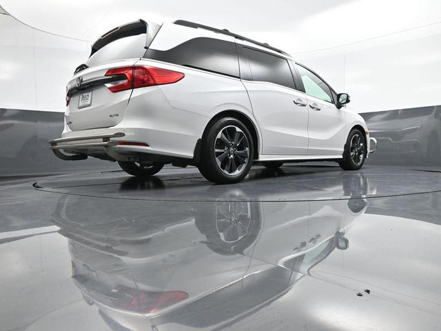 Photo of 2023 Platinum White Pearl Honda Odyssey