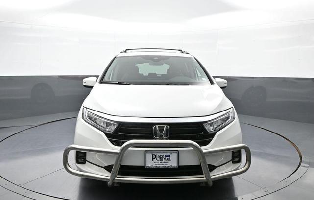 Photo of 2023 Platinum White Pearl Honda Odyssey