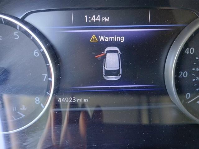 Photo of 2023 Brilliant Silver Metallic Nissan Murano