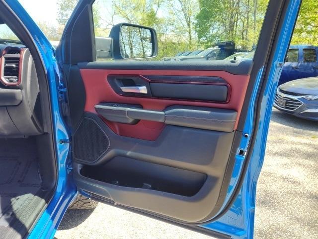 Photo of 2025 Hydro Blue Pearlcoat RAM 1500