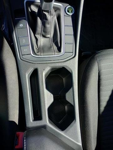 Photo of 2024 Pure White Volkswagen Jetta