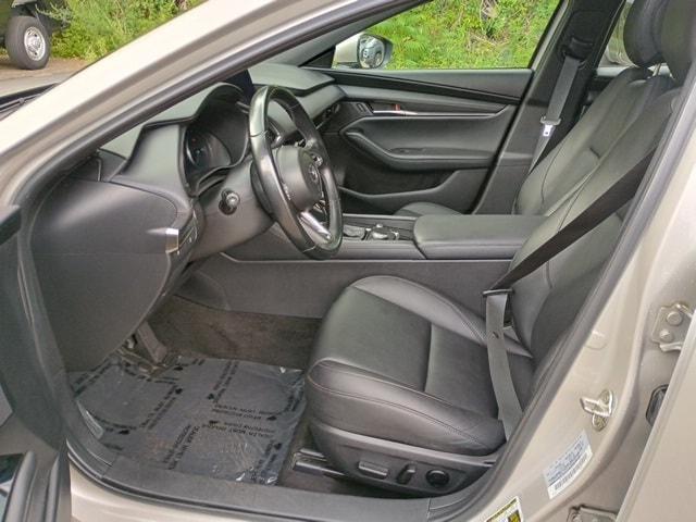 Photo of 2023 Platinum Quartz Metallic Mazda Mazda3