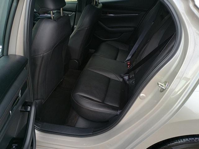 Photo of 2023 Platinum Quartz Metallic Mazda Mazda3