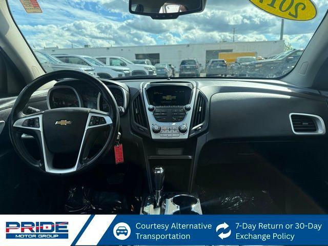 Photo of 2017 Iridescent Pearl Tricoat Chevrolet Equinox