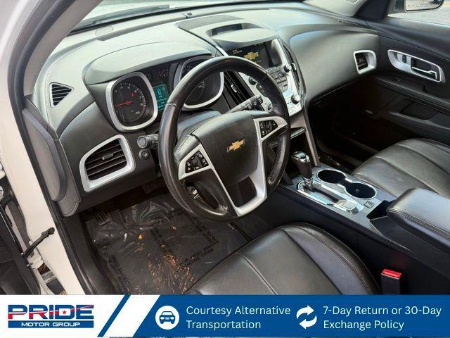 Photo of 2017 Iridescent Pearl Tricoat Chevrolet Equinox
