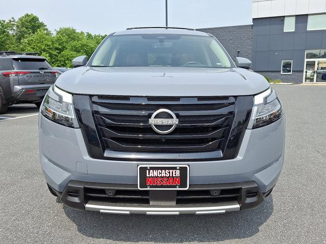 Photo of 2023 Boulder Gray Pearl Nissan Pathfinder