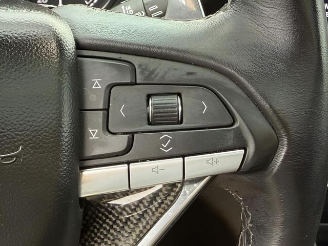 Photo of 2023 Stellar Black Metallic Cadillac XT6