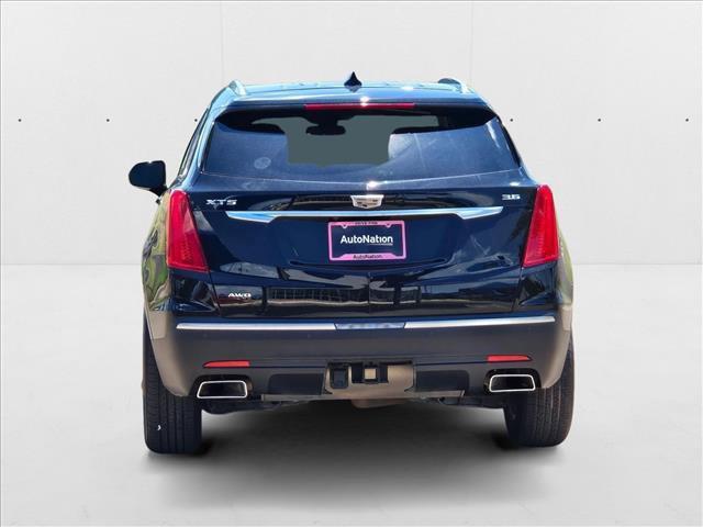 Photo of 2017 Stellar Black Metallic Cadillac XT5